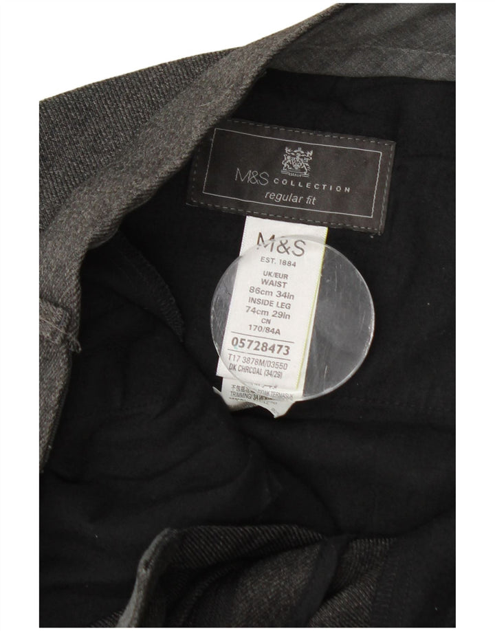 Marks & Spencer Pantalon décontracté coupe régulière pour homme W34 L29 Gris Polyester