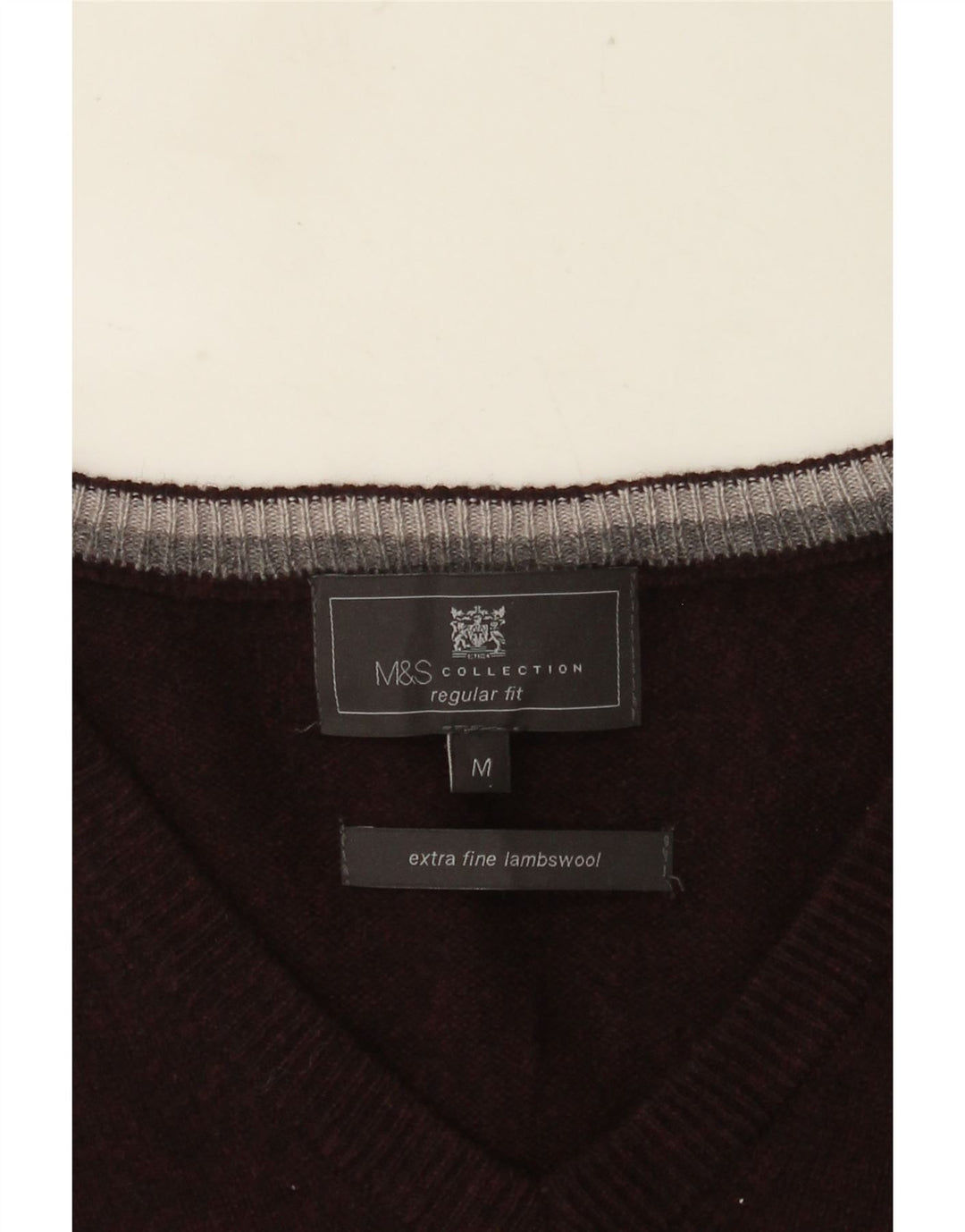 Marks & Spencer Débardeur coupe classique pour homme en laine d'agneau bordeaux moyen