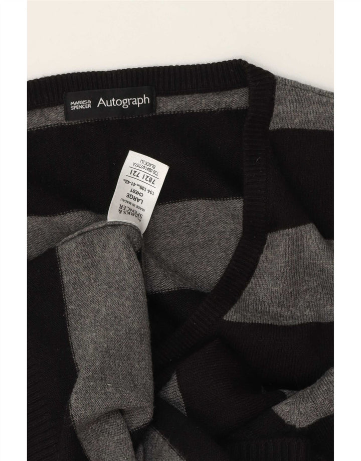 Marks & Spencer Pull col V pour homme en acrylique rayé gris Large