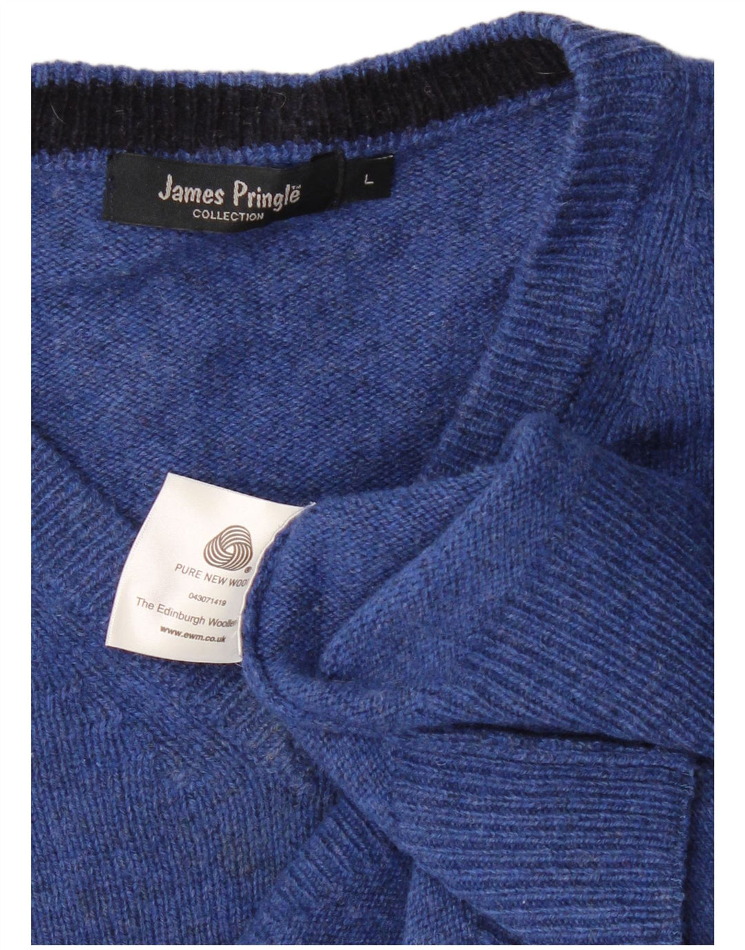 JAMES PRINGLE Pull col V pour homme en laine vierge bleu moyen