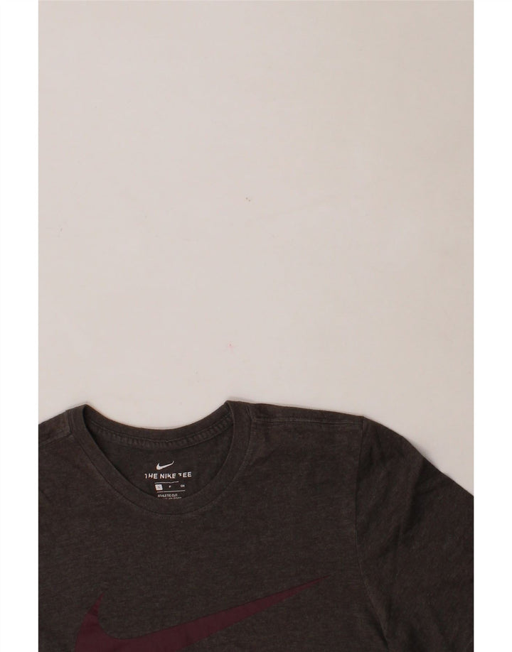 NIKE Mens Athletic Cut Regular Fit Graphic T-Shirt Top Small Grey Cotton Vintage Nike and Second-Hand Nike from Messina Hembry 