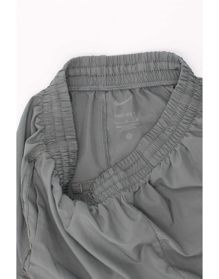 Nike Short de sport Dri Fit pour garçon 12-13 ans Gris Taille L