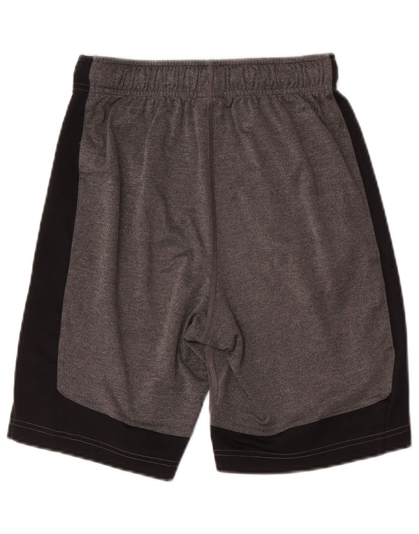 Short de sport Nike Dri Fit pour garçon 11-12 ans Gris moyen colour block