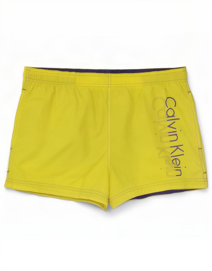 Calvin Klein Short de bain graphique pour hommes, grand jaune, polyester