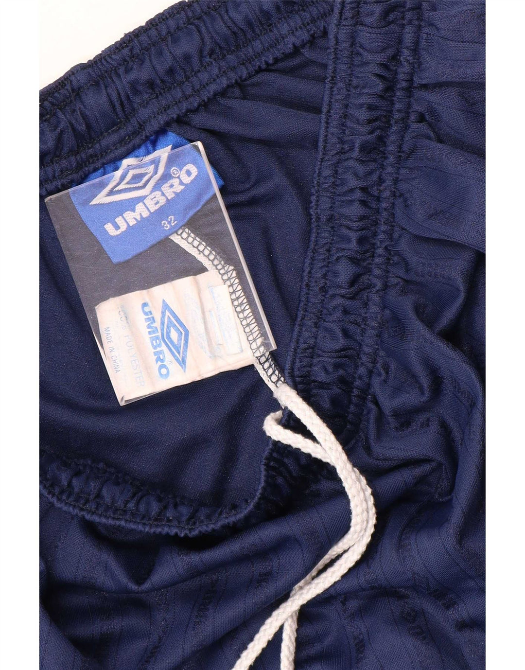 Umbro Short de Sport Homme Rayé Bleu Marine Moyen Polyester