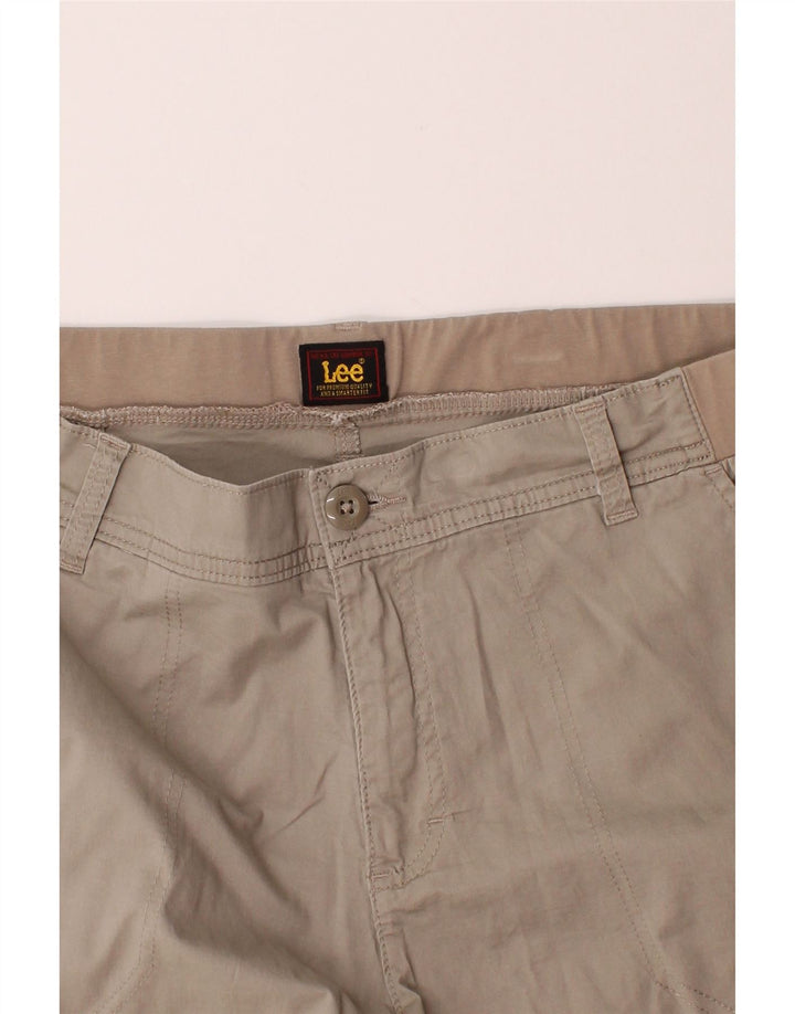 LEE Womens Cargo Shorts W34 Large Beige Vintage Lee and Second-Hand Lee from Messina Hembry 