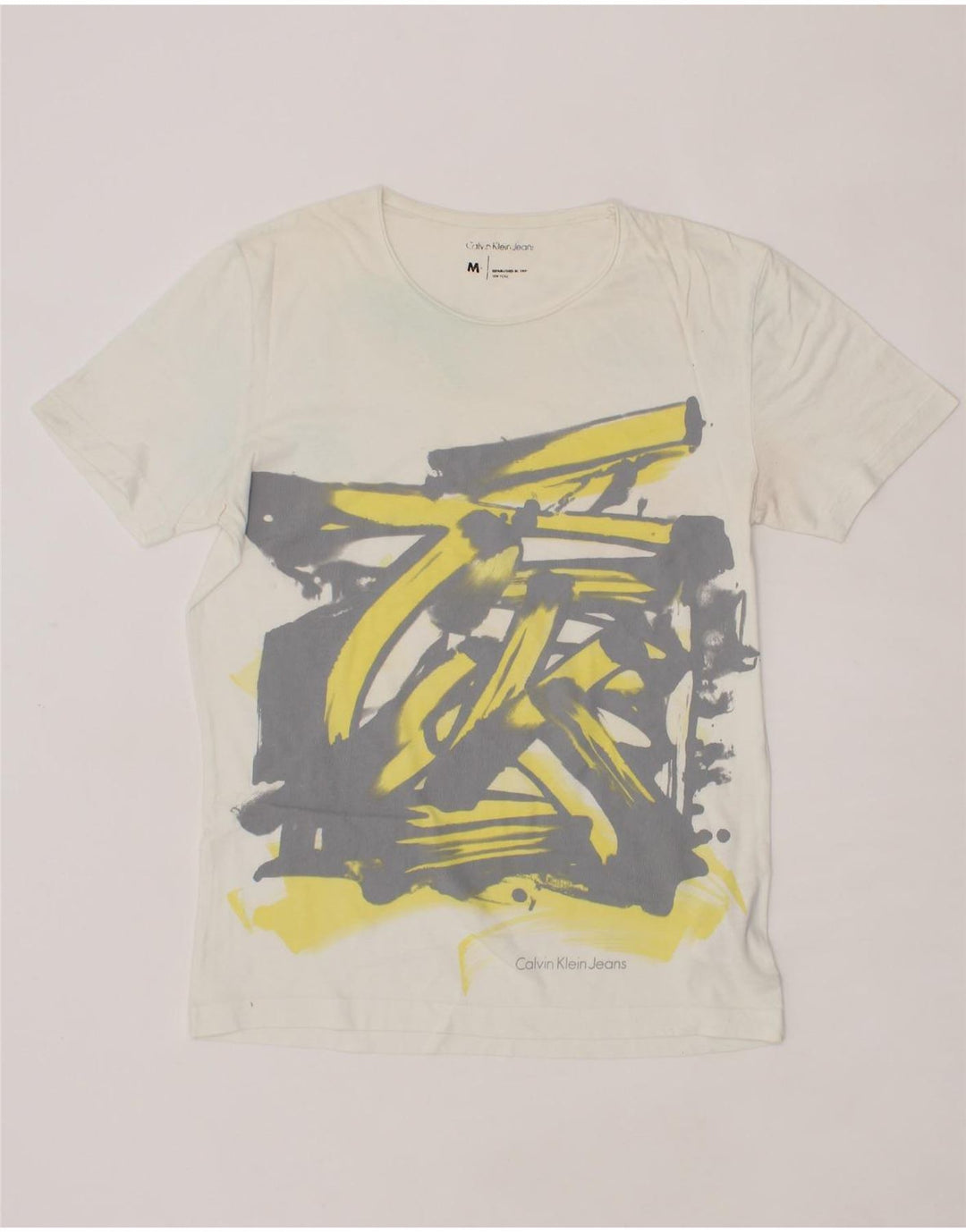CALVIN KLEIN Mens Graphic T-Shirt Top Medium Off White Cotton Vintage Calvin Klein and Second-Hand Calvin Klein from Messina Hembry 