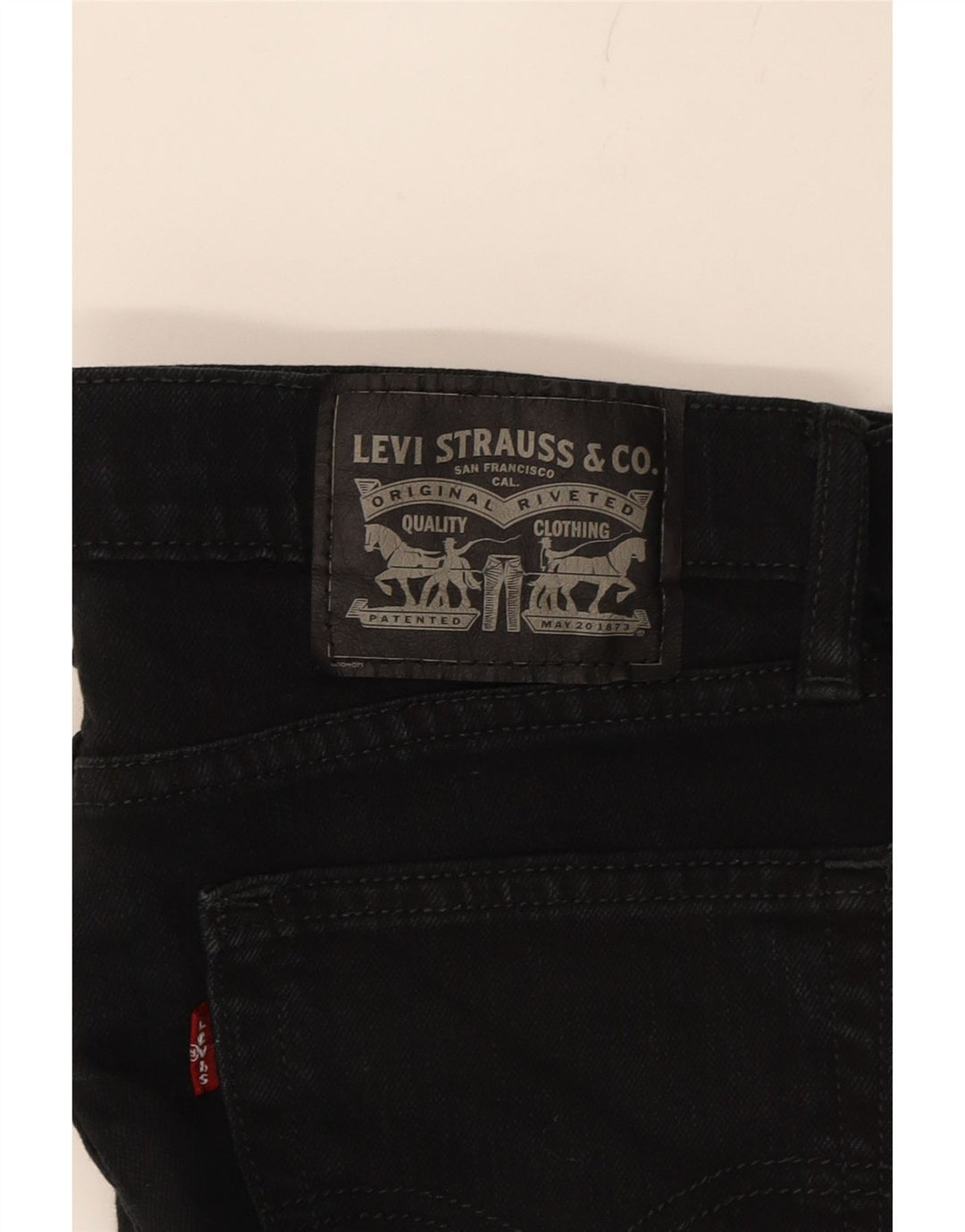LEVI'S Mens Slim Jeans W30 L32 Black Cotton Vintage Levi's and Second-Hand Levi's from Messina Hembry 