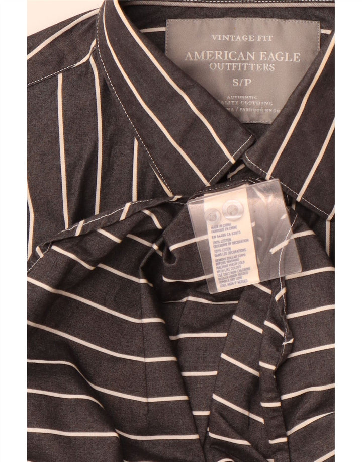 AMERICAN EAGLE OUTFITTERS Chemise coupe vintage pour homme en coton rayé gris petit