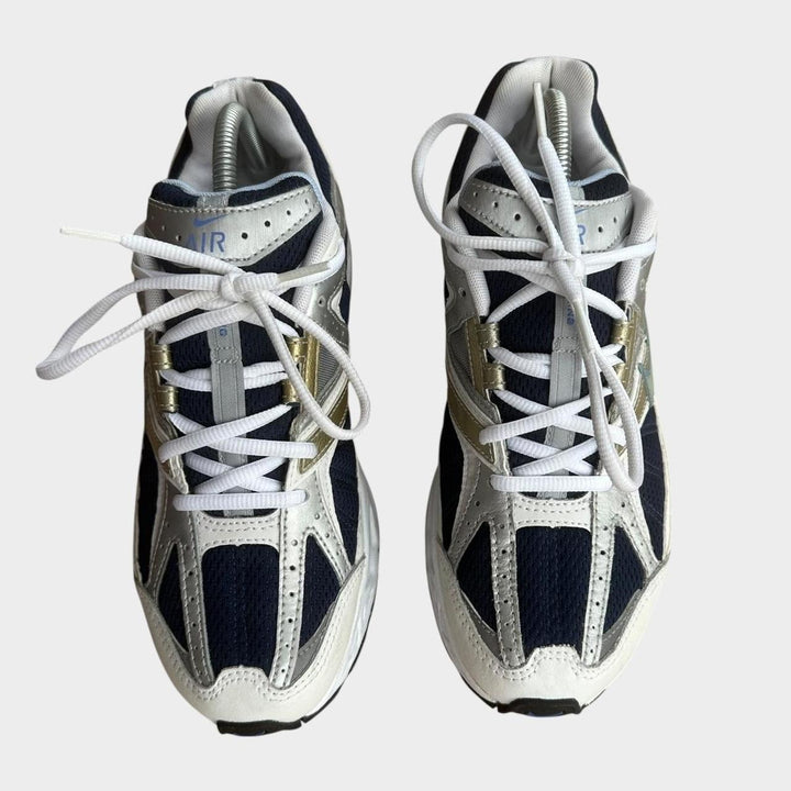 baskets Nike vintage - femmes UK8