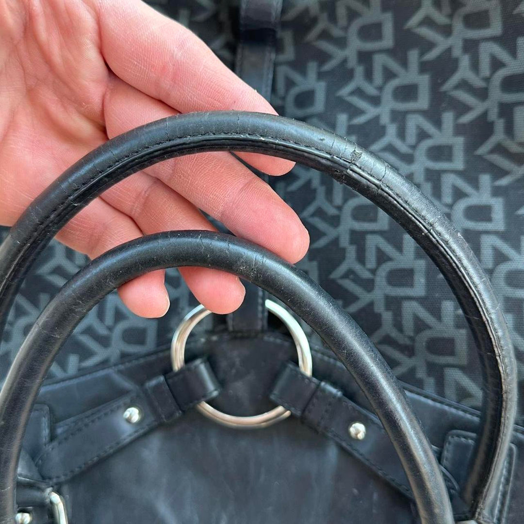Sac à main DKNY du début des années 2000