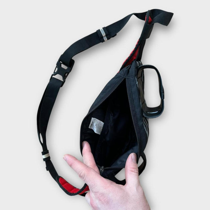 Sac latéral technique Nike Y2K