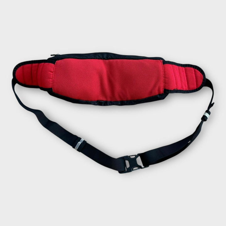Sac latéral technique Nike Y2K