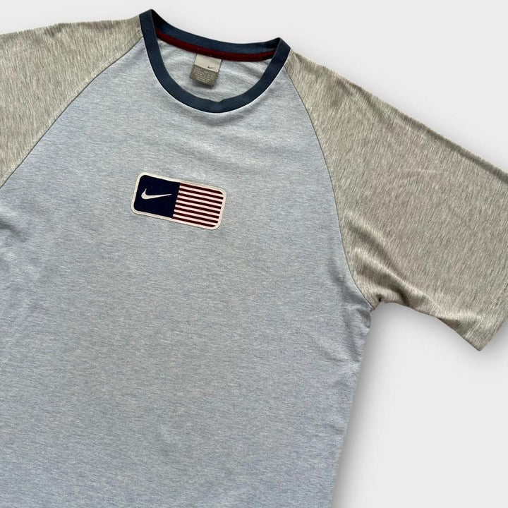Tee-shirt drapeau Nike USA Y2K - grand (s’adapte comme un XL)
