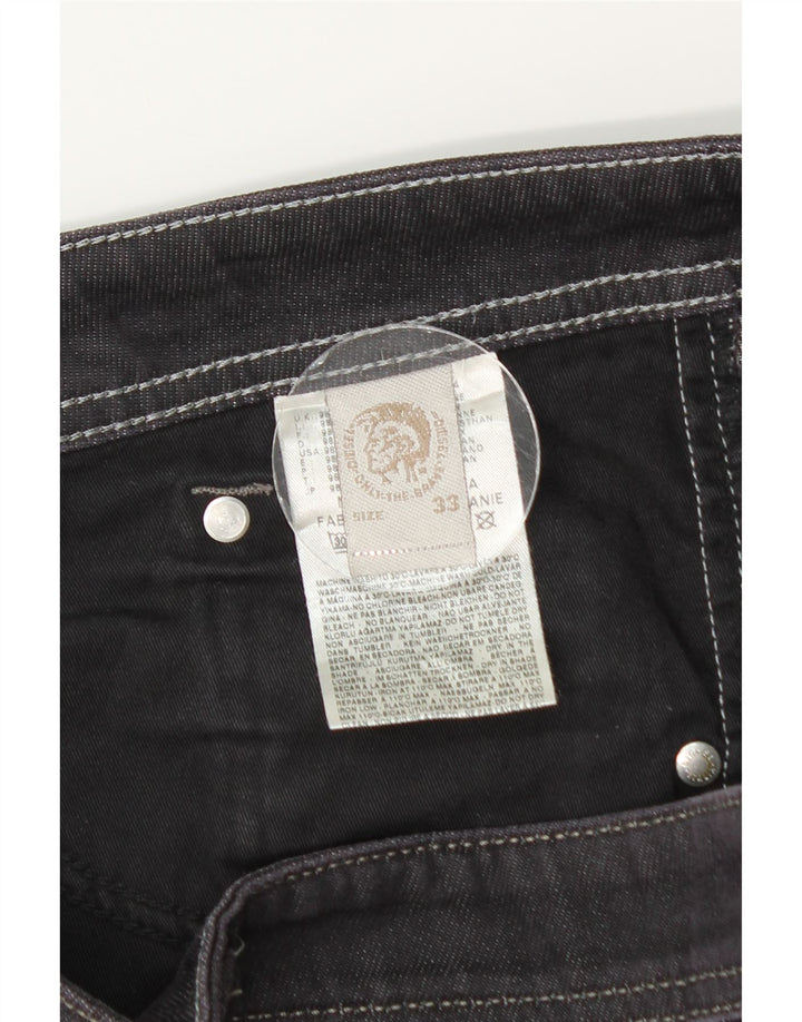 DIESEL Jean droit homme W33 L30 gris coton