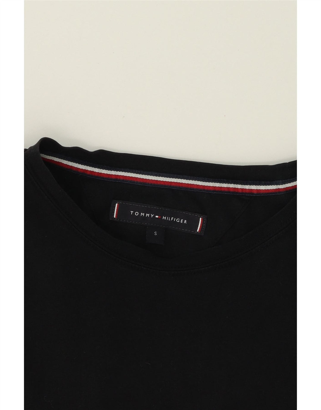 TOMMY HILFIGER Mens T-Shirt Top Small Black Cotton Vintage Tommy Hilfiger and Second-Hand Tommy Hilfiger from Messina Hembry 