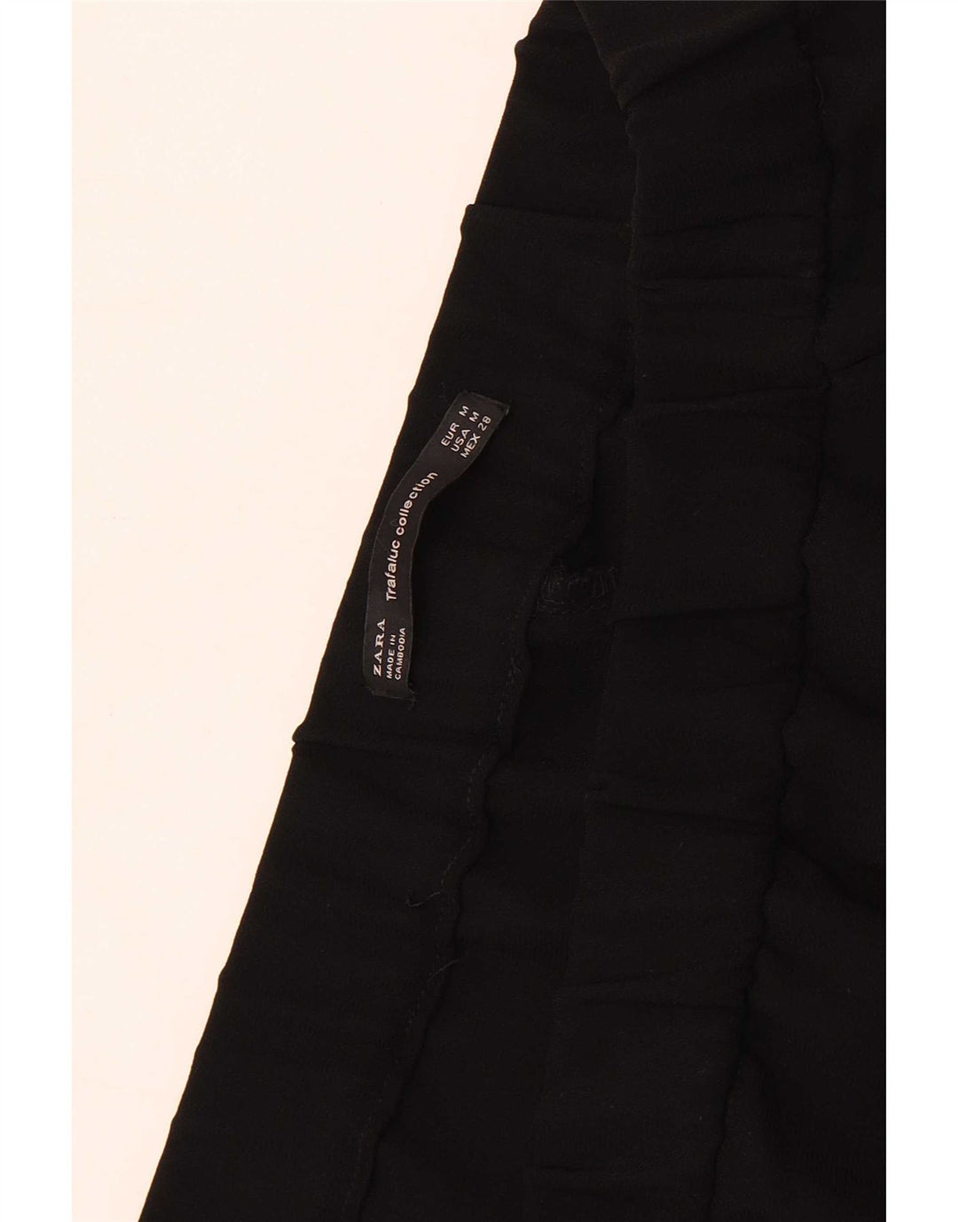 Zara Femme Trafaluc Capri Pantalon Moyen W28 L19 Noir