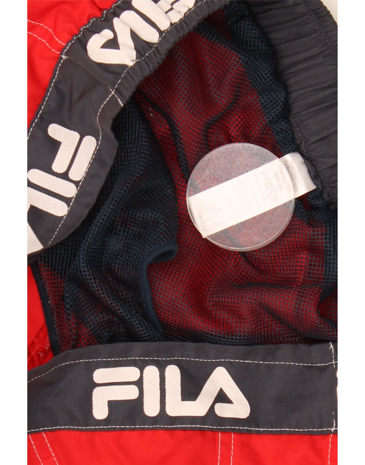 FILA Short de Bain Graphique Homme Large Rouge Colourblock