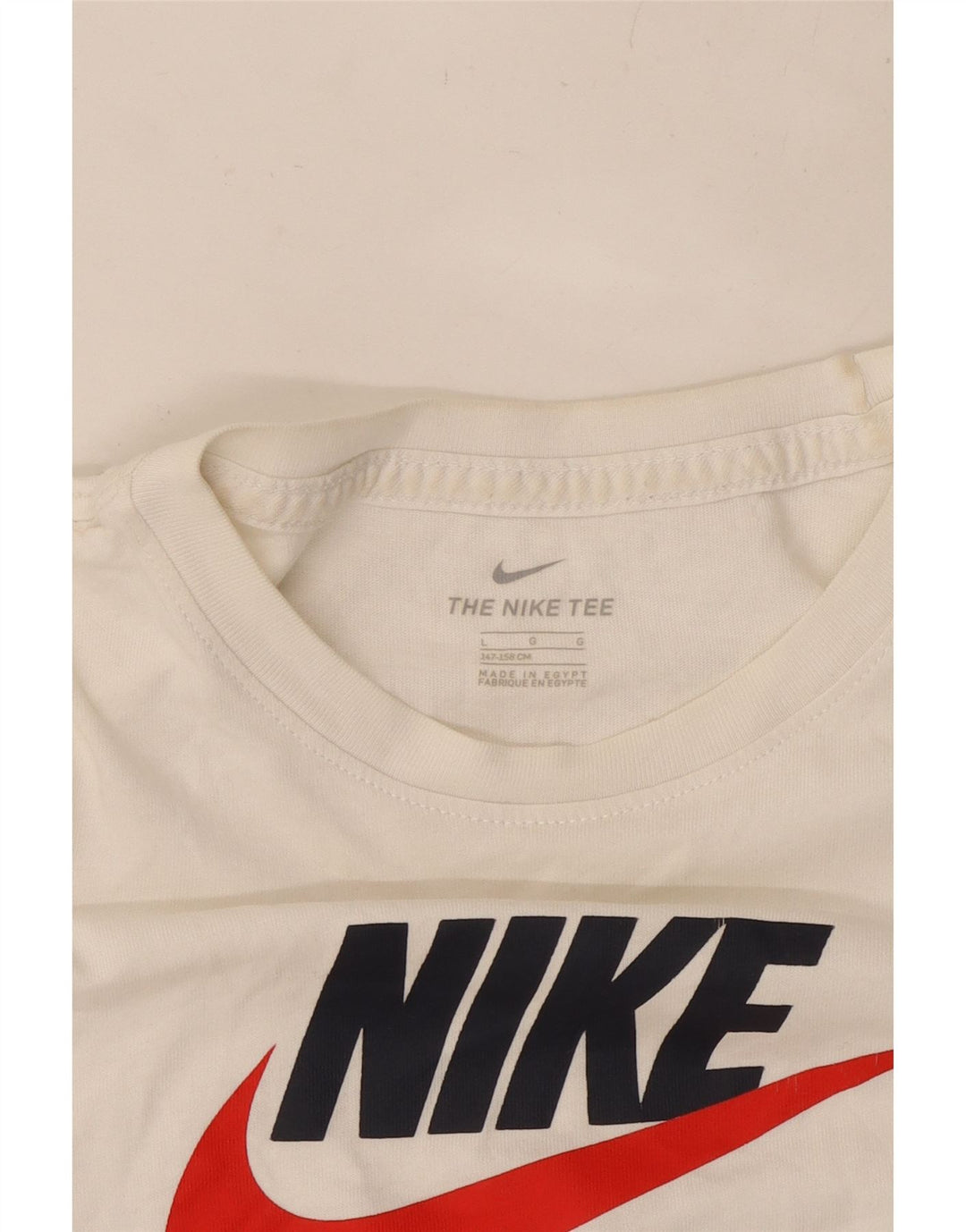 NIKE Boys Graphic T-Shirt Top 12-13 Years Large White Vintage Nike and Second-Hand Nike from Messina Hembry 