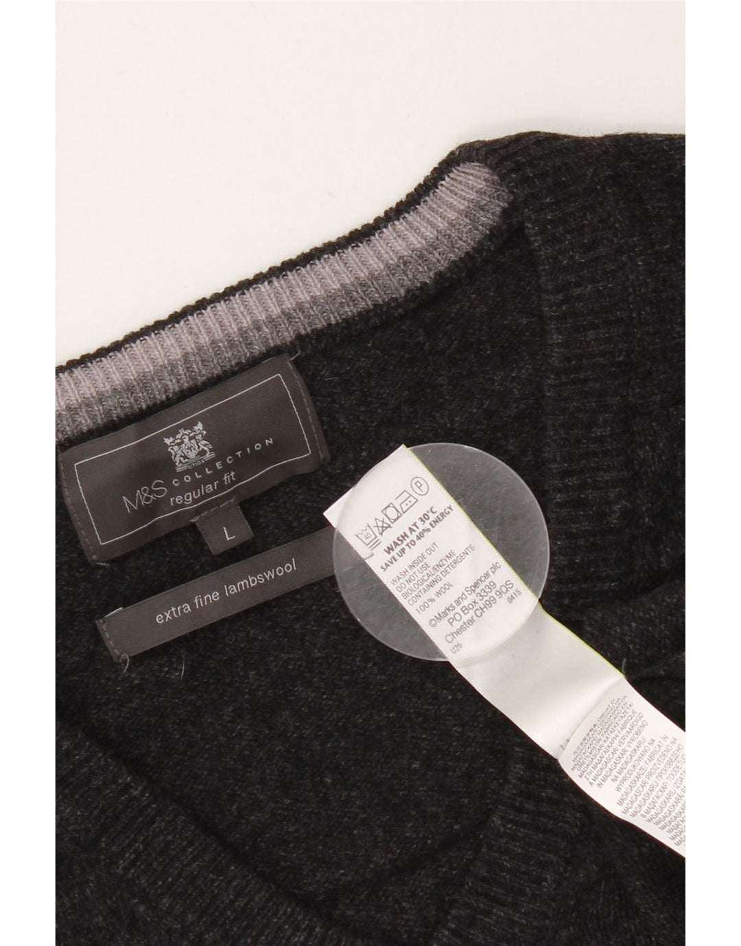 Marks & Spencer Pull coupe classique à col en V pour homme en laine noire