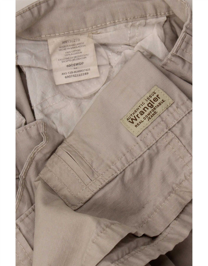 Wrangler Short Cargo Homme W44 2XL Gris Coton