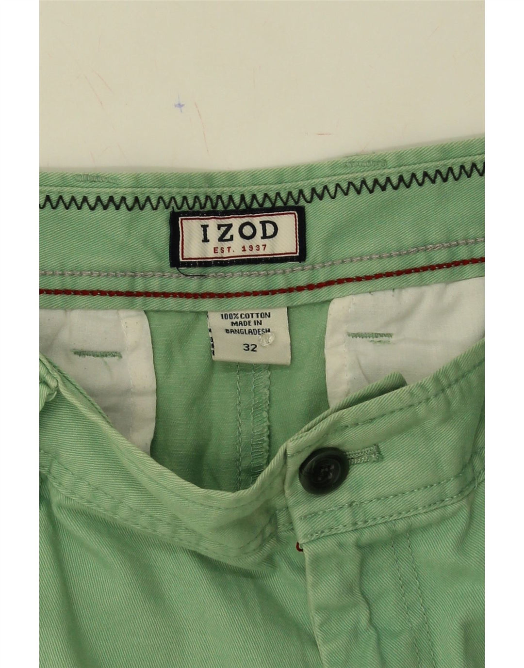 IZOD Mens Chino Shorts W32 Medium  Green Cotton Vintage Izod and Second-Hand Izod from Messina Hembry 