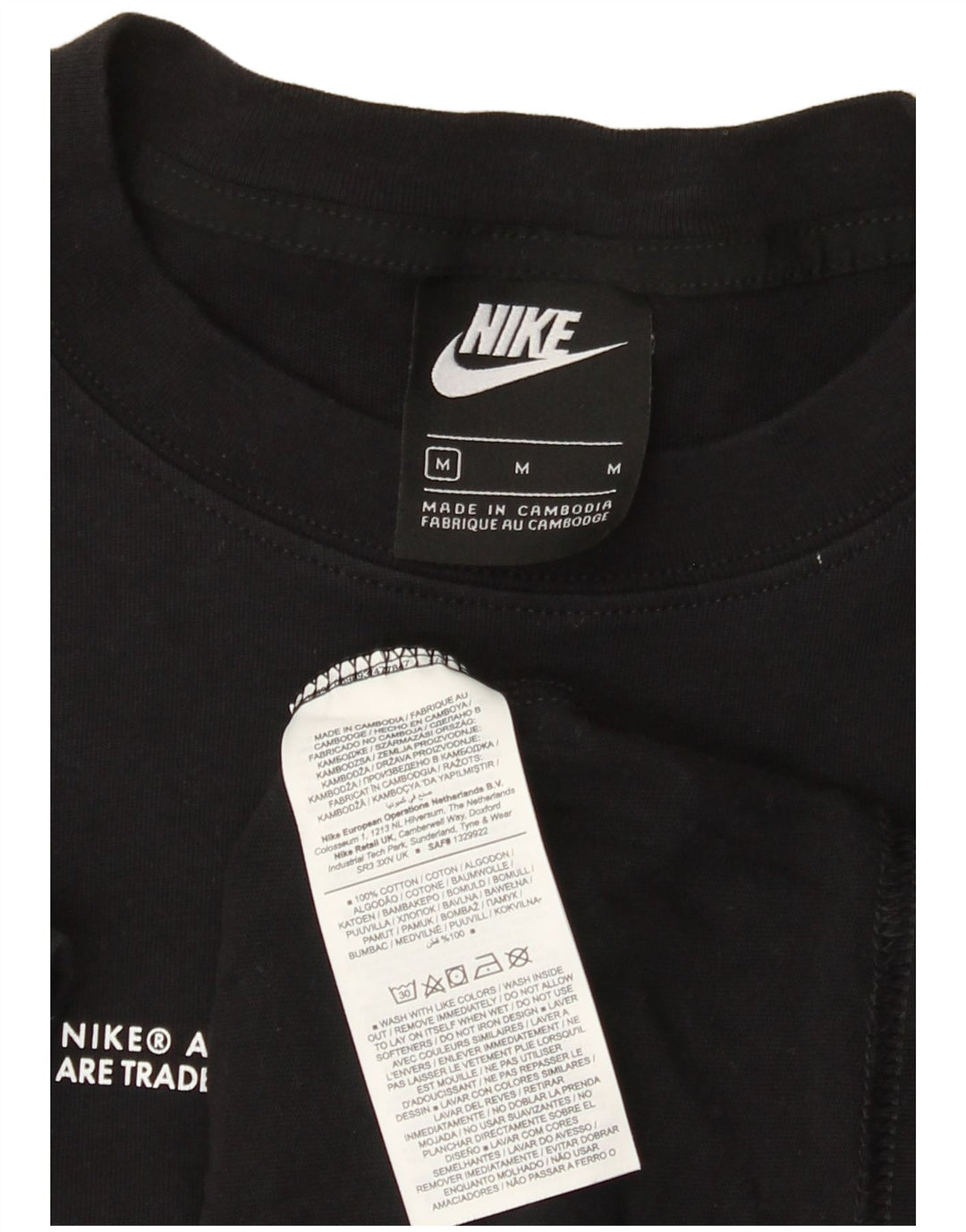Nike T-shirt graphique Swoosh pour homme en coton noir moyen