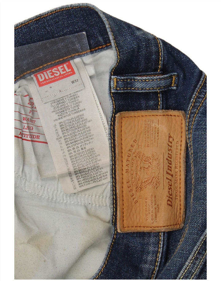 DIESEL Jean droit homme W32 L33 bleu coton