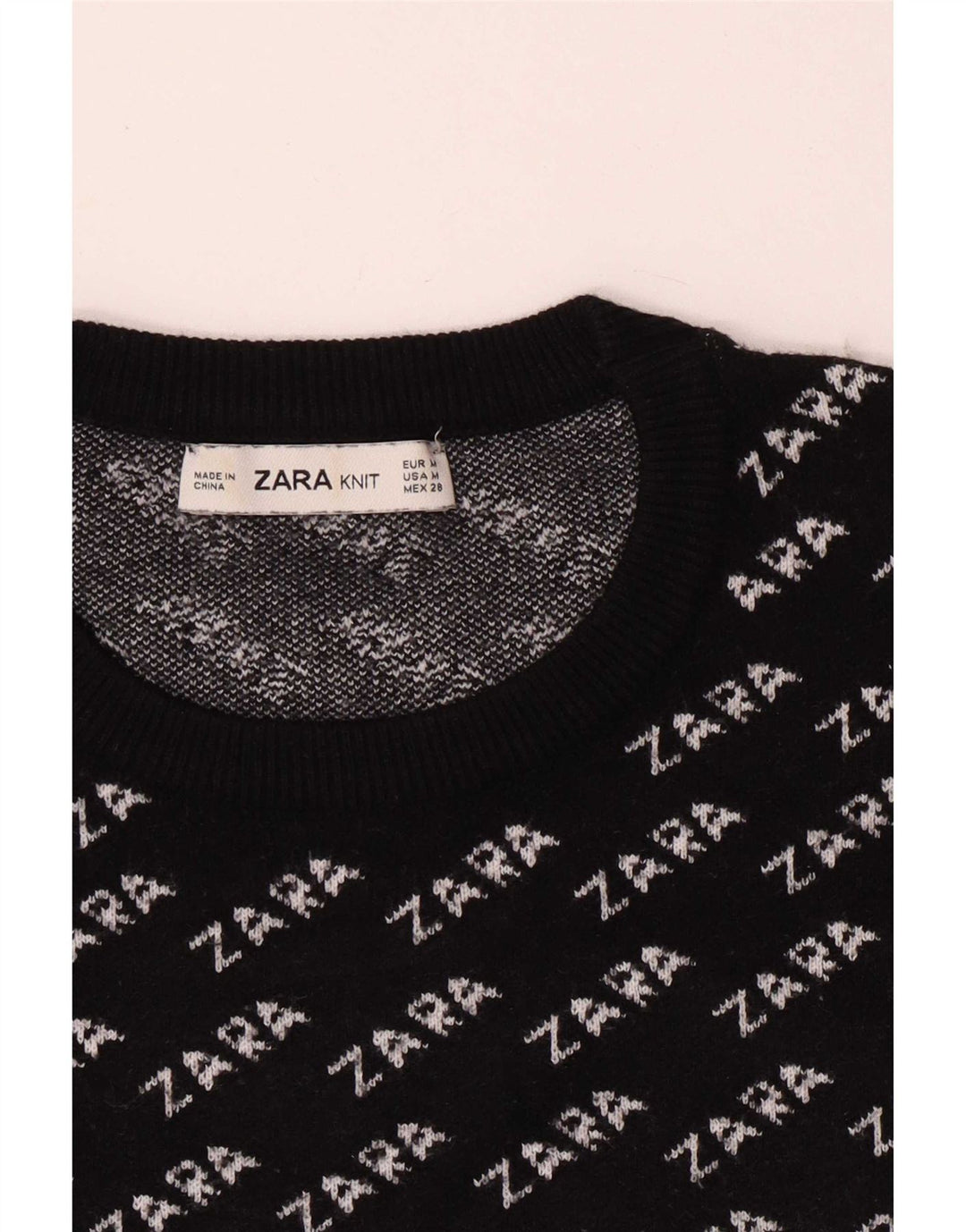 Zara Pull graphique à col rond pour femme UK 14 Noir moyen