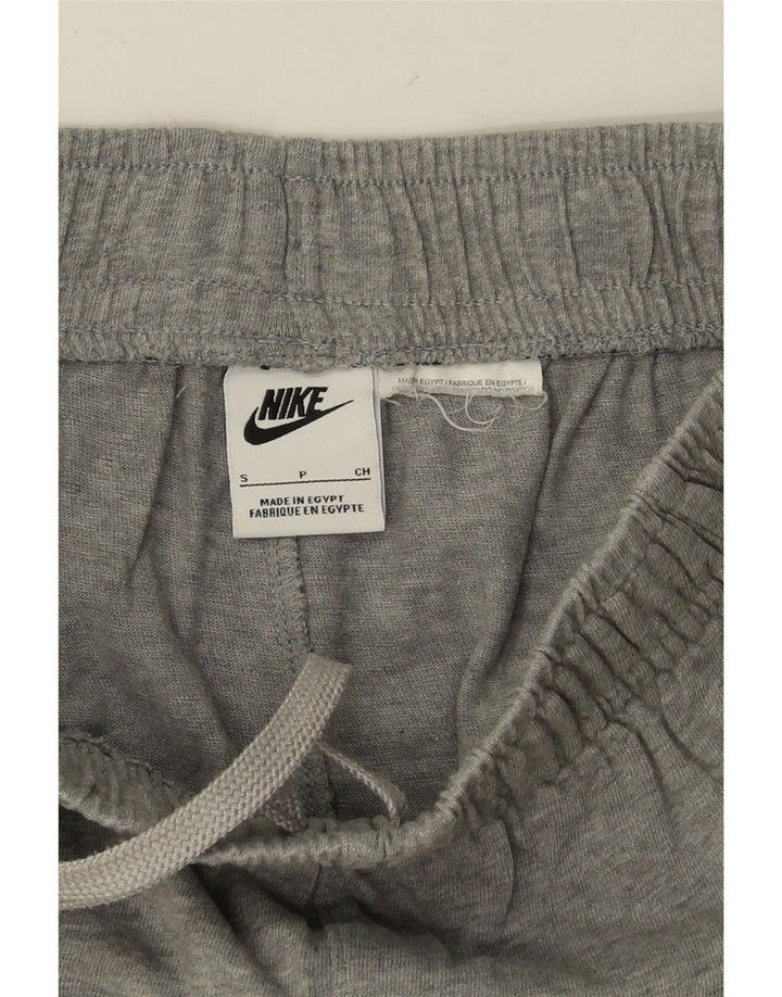 NIKE Mens Sport Shorts Small Grey Vintage Nike and Second-Hand Nike from Messina Hembry 