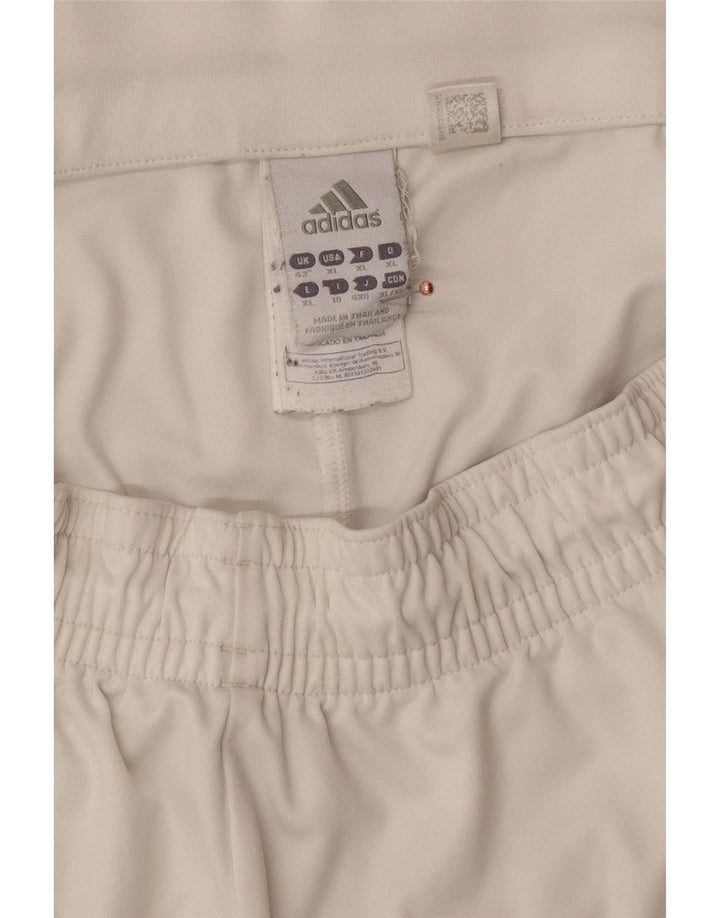 ADIDAS Short de sport FC Bayern Munchen pour homme UK 42 Large Blanc Colorblock