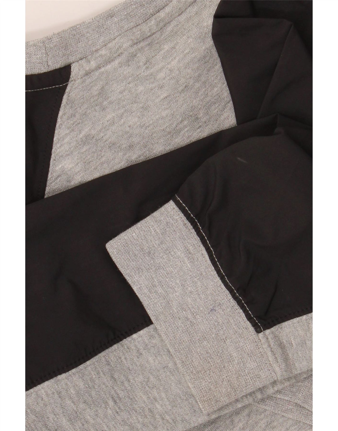 NIKE Sweat-shirt graphique pour garçon 10-11 ans Gris moyen colour block