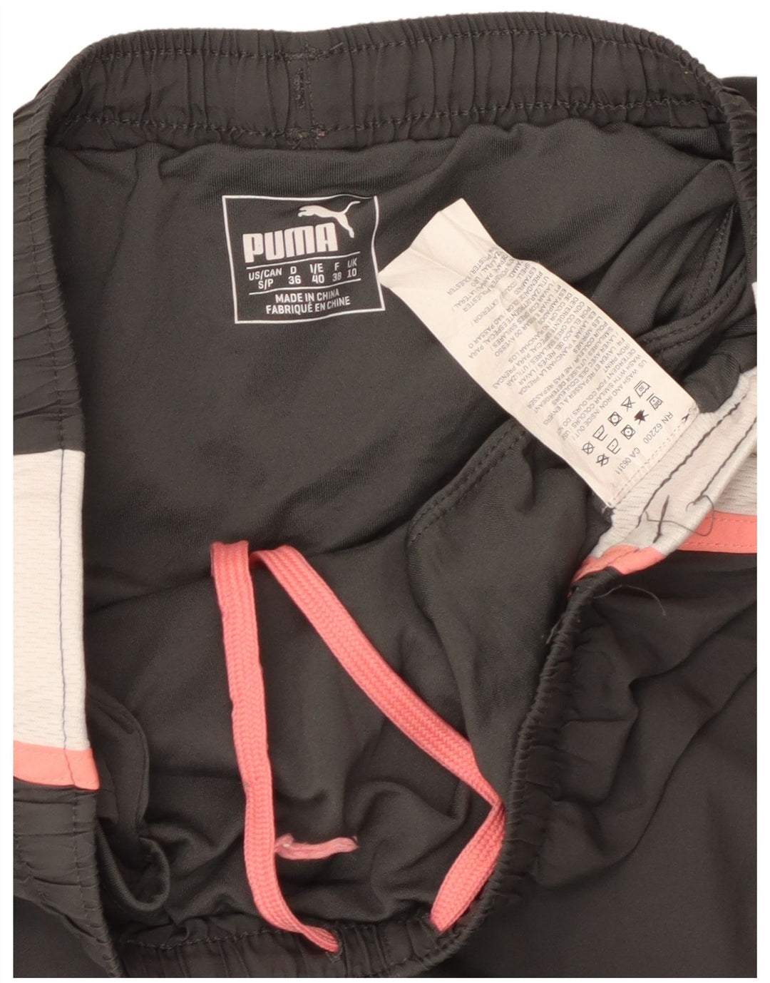 PUMA Short de sport pour femme UK 10 Small Noir Colorblock Polyester
