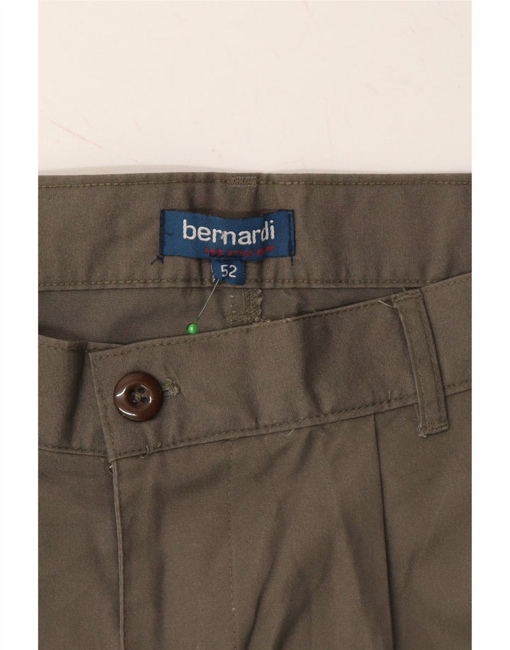 VINTAGE Mens Chino Shorts IT 52 XL W37 Khaki Cotton Vintage Vintage and Second-Hand Vintage from Messina Hembry 