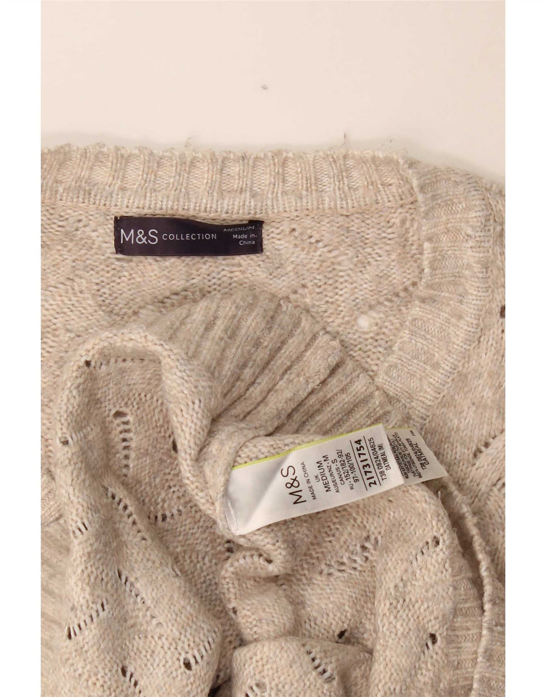 Marks & Spencer Pull surdimensionné à col en V pour femme UK 14 Beige moyen