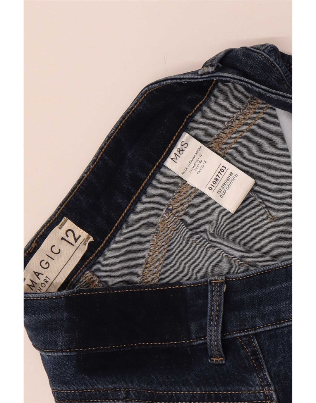 Marks & Spencer Short en denim magique pour femme UK 12 Medium W28 Bleu marine